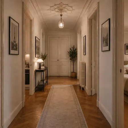 Trocadéro Eiffel Tower Appartement